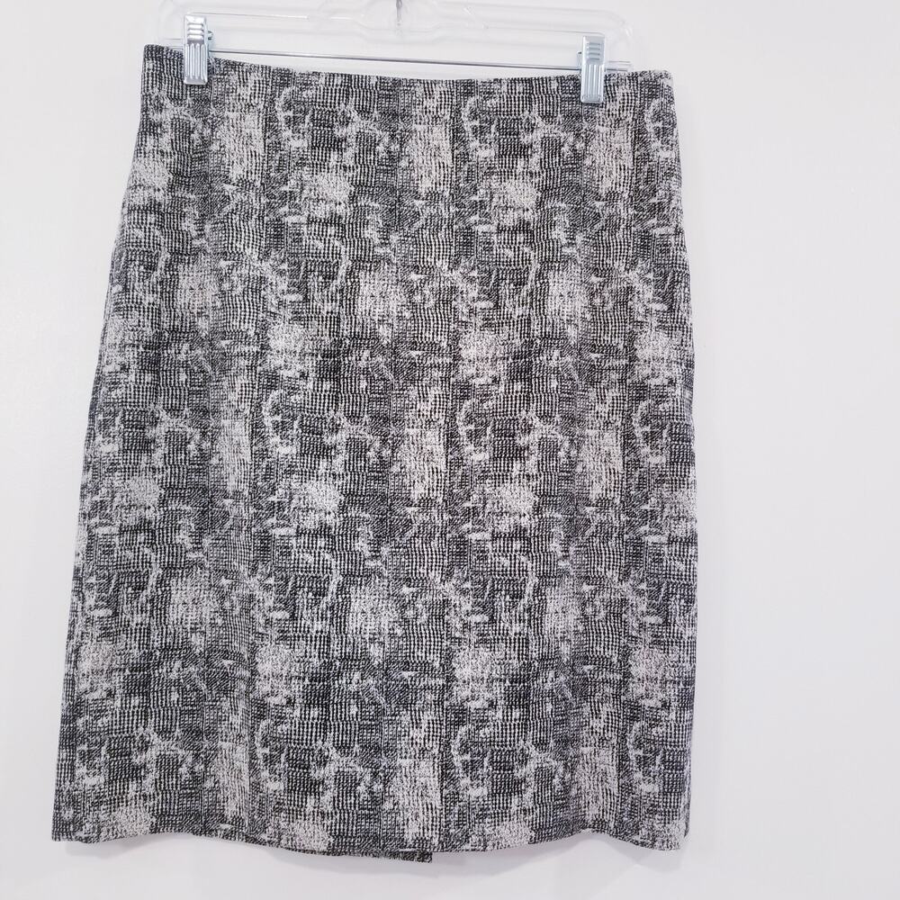 MM. Lafleur New York Pencil Skirts